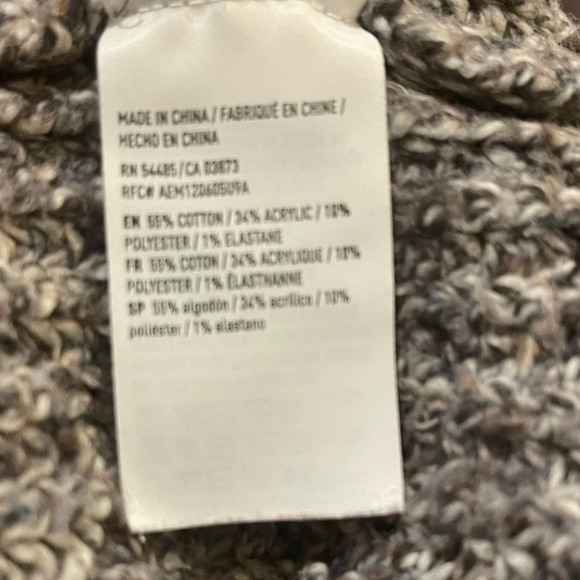 American Eagle Outfitters Women's Knit Sweater Size Medium - Picture 5 of 5